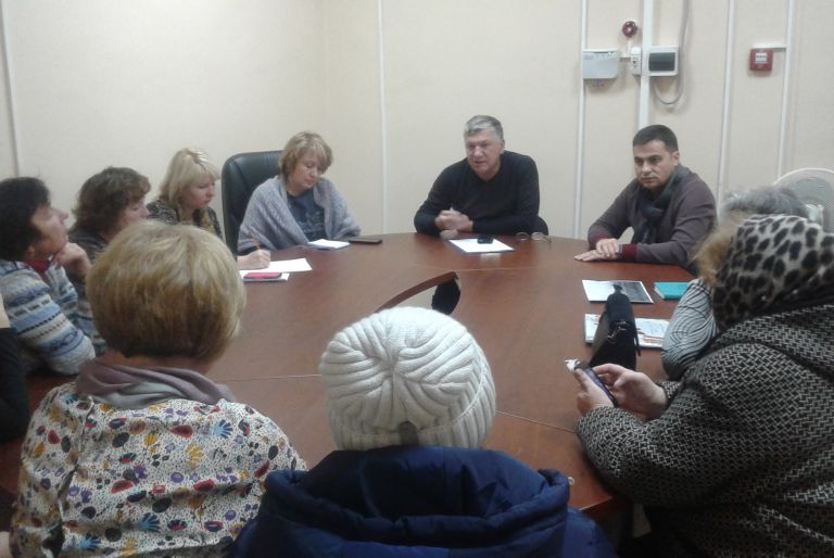 Встреча активистов домов, депутата и представителей управляющей компании.